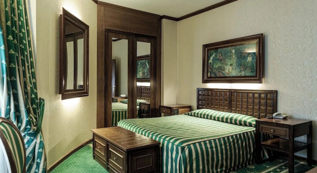 Четырёхместный полулюкс Grand Hotel Trento