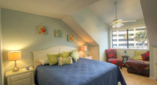 Spacious & Comfortable MB Villa Near Beach!