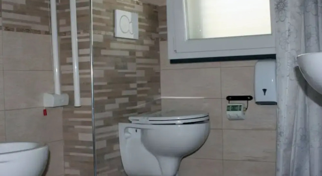 Inviting Holiday Home in Bibbona with Barbeque, Забронировать Отель Марина-ди-Биббона Берег Этрусков