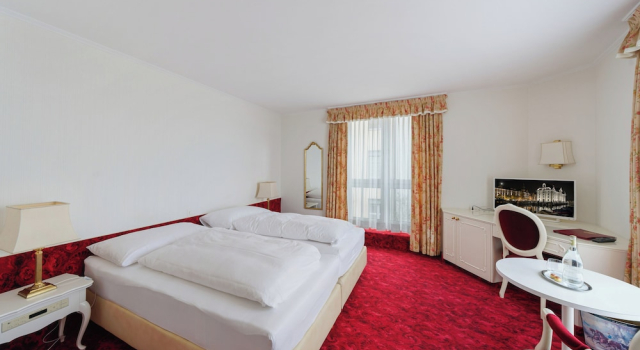 Двухместный номер Standard с видом на озеро Hotel Mozart