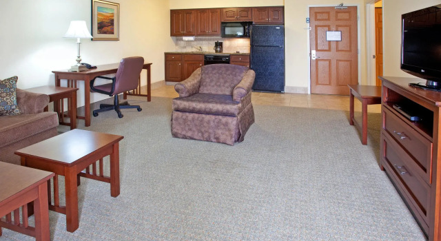 Двухместный люкс c 1 комнатой Staybridge Suites Elkhart by IHG