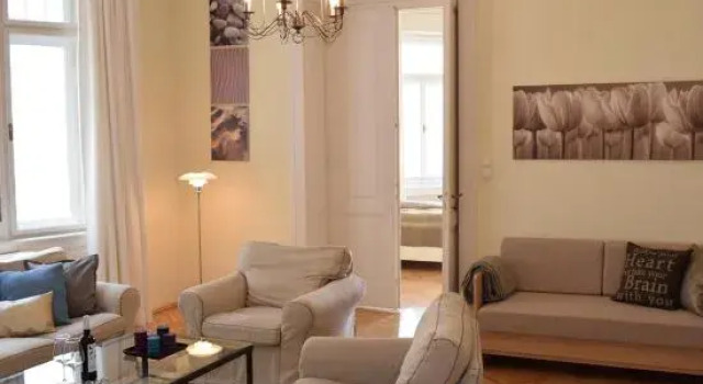 City Apartment Budapest, Забронировать Апартаменты/квартира Отели Будапешта с парковкой, рядом с Базар Королевского сада, Парковка