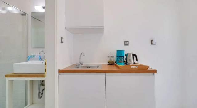 Апартаменты Цокольный этаж c 1 комнатой Athens Residence Apartments