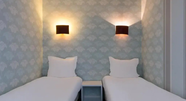 Трёхместный номер Standard The Originals Access, Hôtel Figeac