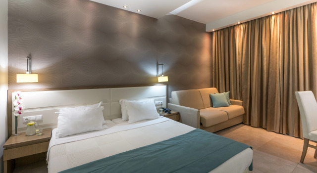 Cosmopolitan Hotel, Book Hotel Paralia 