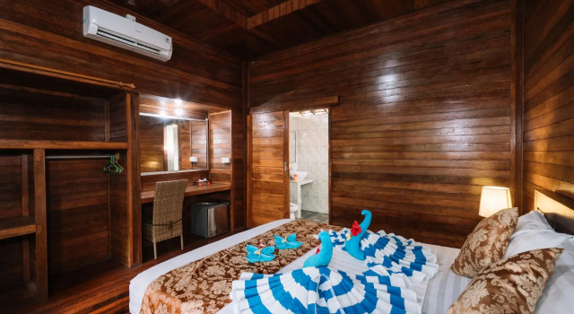 D and B Bungalow's by DeWizZ Management