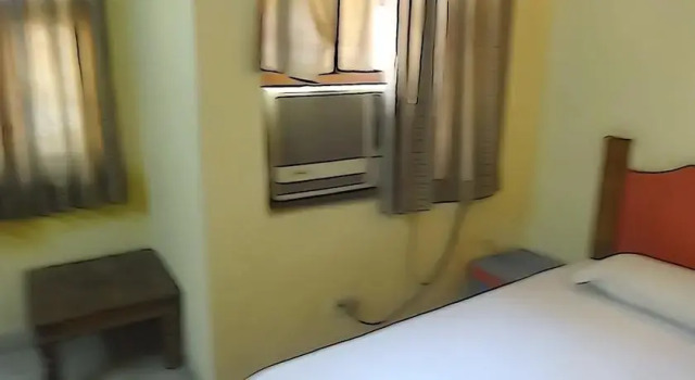 Hotel Gush International, Забронировать Отель Отели Нью-Дели с парковкой, рядом с Рынок Садар-Базар, Парковка