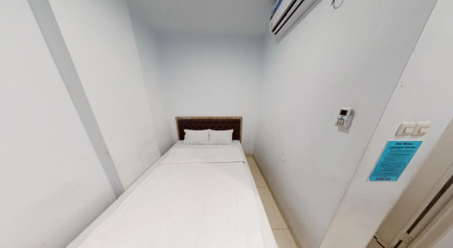 Номер Deluxe ratana cengkareng syariah