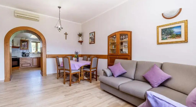 Apartments Krc, Prenota Appartamento Hotel a Isole Quarnerine con parcheggio, Parcheggio