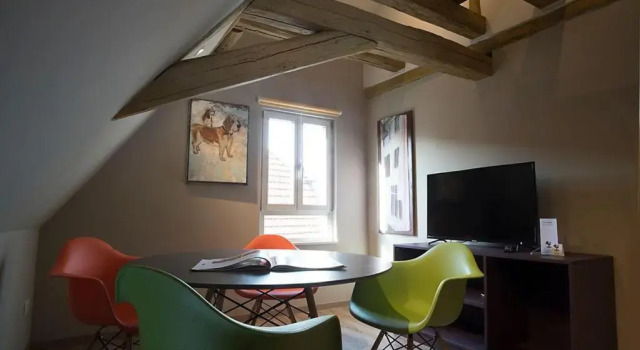 In-der-RAEUCHERKAMMER-die-Superior-Suite-ueber-den-Daechern-der-Altstadt, Rezervasyon Otel Marktheidenfeld Lower Franconia