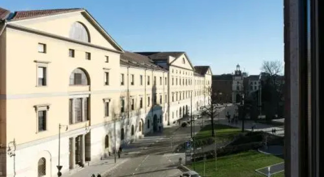 Heart Milan Apartment Sant'Ambrogio, Забронировать Апартаменты/квартира Милан Ломбардия, рядом с Colonne di San Lorenzo