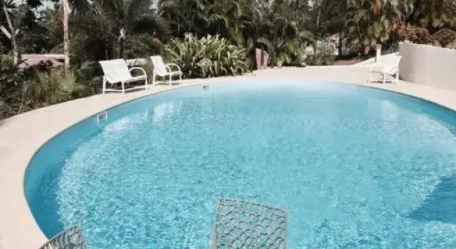 Ti Avel Dro, Buchen Sie Hotel Hotels in Grande-Terre mit Pool, Schwimmbad