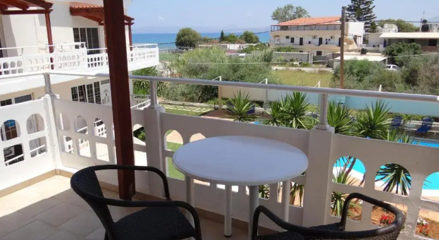 Апартаменты Perla Beach