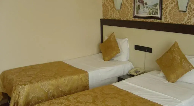 Hotel Falcon, Забронировать Отель Фатих Стамбул, рядом с Библиотека Стамбульского университета