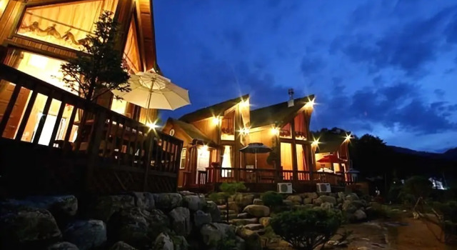 Muju Island Pension