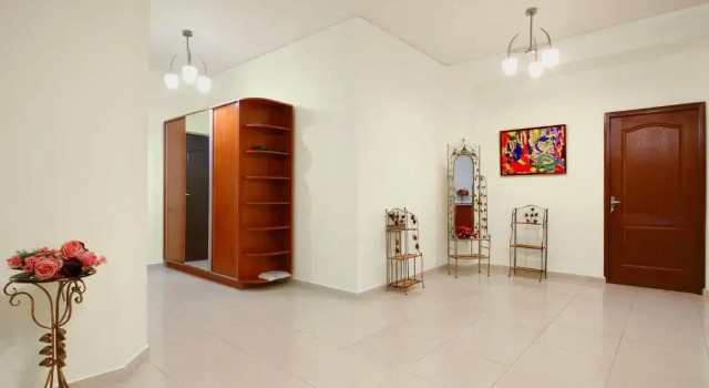 Апартаменты с 3 комнатами 3 Bedroom Apartment in Homey Residence