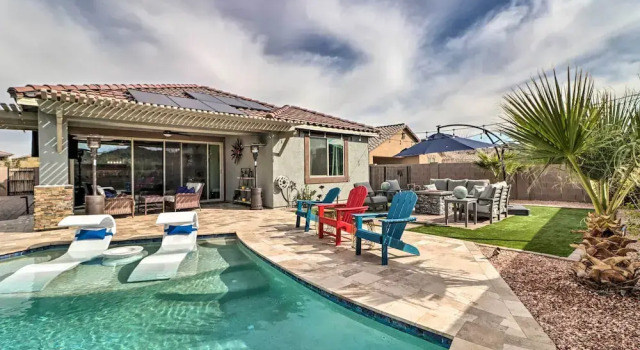 Коттедж Heated Pool + Putting Green: Goodyear Retreat