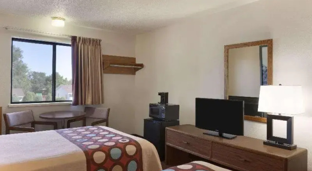 Номер Standard с видом на город Super 8 by Wyndham Wall