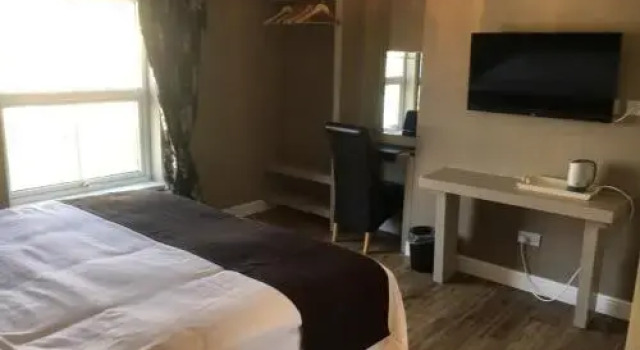 The Five Bells Inn, Забронировать Дом для отпуска Отели Уисбек с парковкой, Парковка