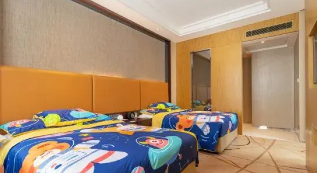 Семейный номер Standard Courtyard by Marriott Shanghai Changfeng Park