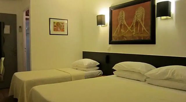 Номер Comfort Hôtel Colbert