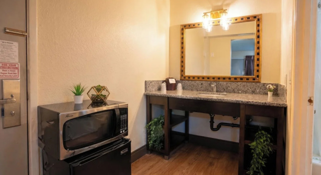 Номер Deluxe Sacramento Inn & Suites Cal Expo I-80