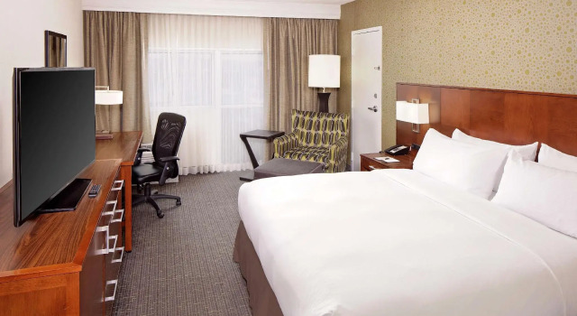 Двухместный номер Standard DoubleTree by Hilton Hotel South Bend