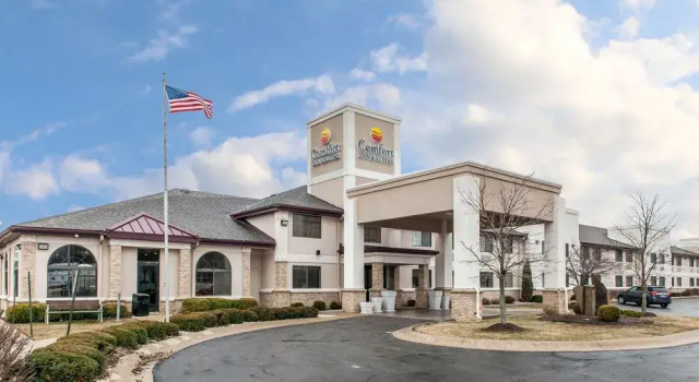 Holiday Inn Express And Suites Napoleon, Book Hotel Napoleon Ohio