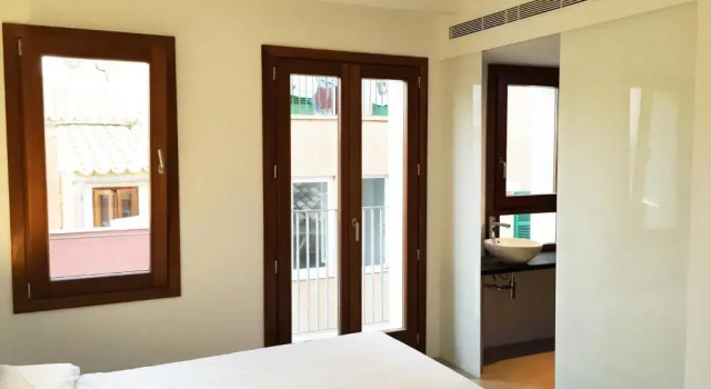 Апартаменты Classic Lonja Suites Apartments