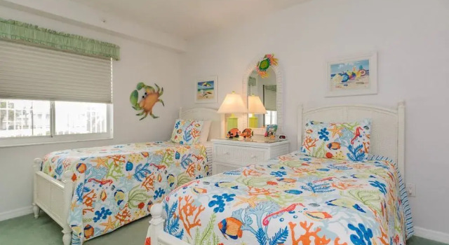 OC104 - Ocean Condo by RedAwning, Prenota Hotel New Smyrna Beach 