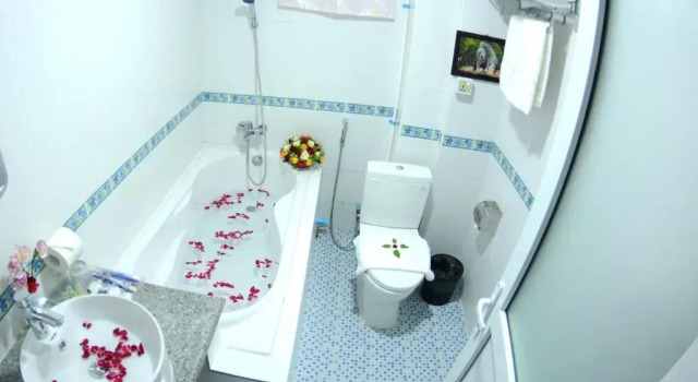 Семейный номер Deluxe Kaung Myint Hotel