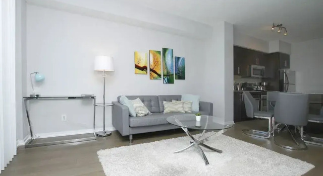 Applewood Suites - Financial District, Забронировать Отель Торонто Greater Toronto Area, рядом с Театр Принцесса Уэльса