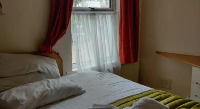 Inglewood Palm Hotel, Забронировать Отель Отели Торки 3 звезды, рядом с Petit Tor Beach, 3*