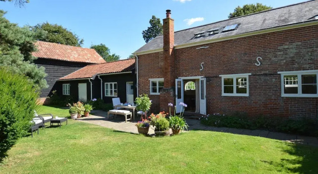 Stable Cottage at the Grove, Great Glemham, Varaa Lomakoti Mökit kohteessa Merseyside, Mökki