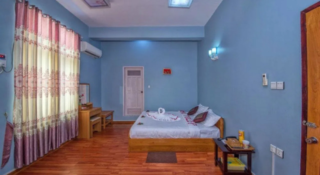 Royal Tulip Hotel