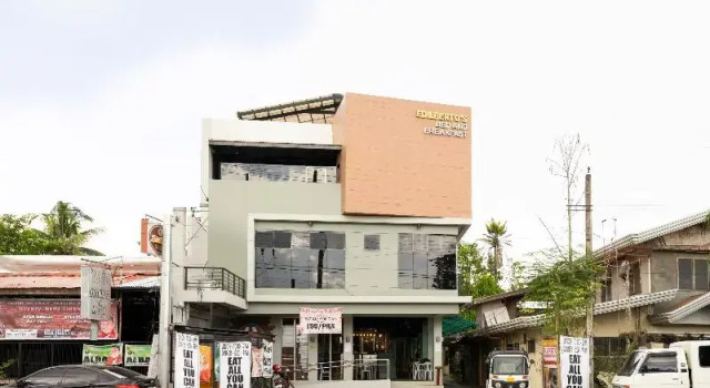 Edilberto's Bed And Breakfast by OYO Rooms, Prenota Hotel Hotel a Mindanao con parcheggio, Parcheggio