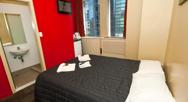 Base Auckland, Boek Hotel Hotels in Auckland Region met zwembad, Zwembad