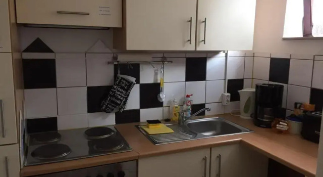 Апартаменты 1 Zimmer Appartment im Basement links 108 A