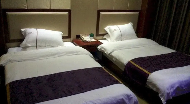 Fengtai Victoria Business Hotel, Prenota Hotel Huainan 