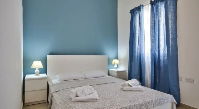 Off the Strand Gzira 1-bedroom, Забронировать Отель Отели Гзира 3 звезды, 3*
