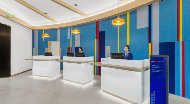 Holiday Inn Express Dali Xiaguan by IHG, Prenota Hotel Xiaguan Yunnan