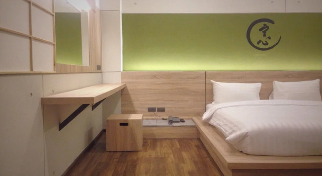 Двухместный номер Standard с балконом The Zenith Residence Hotel