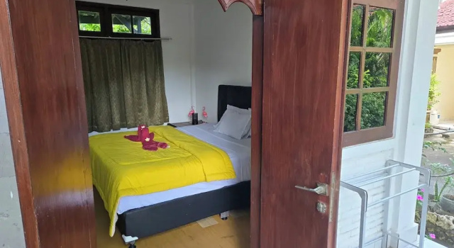 Клубный номер Standard Berlian Inn Kuta Beach