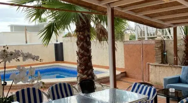 Коттедж Casa piscina privada 4 dormitorios