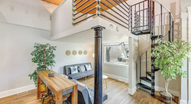 Коттедж Cozy Boho-Chic Loft ~ 2 Mi to Downtown Cincinnati