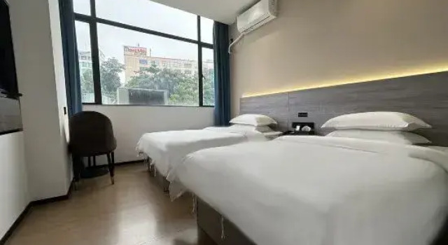 Jihua Hotel (Chinese University of Hong Kong Shenzhen Hospital), Rezerwuj Hotel Hotele w Shenzhen z parkingiem, Parking
