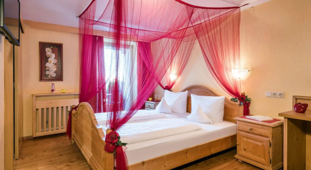 Wellnesshotel Waldruh, Prenota Hotel Bad Kohlgrub Pfaffenwinkel, vicino a Hörnlebahn
