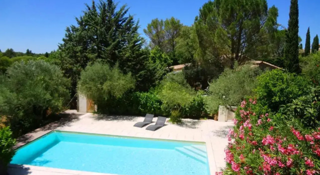 Havuz manzaralı daire Les Oliviers d'Uzes