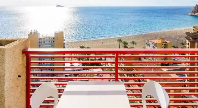Апартаменты c 1 комнатой с балконом Apartamentos El Faro By Mc
