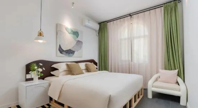 Семейный люкс с видом на внутренний двор Beihai Yintan gulixiang B & B